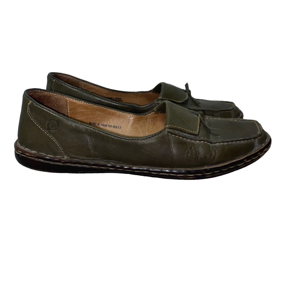 Born Olive Green Flat Leather Loafers Size 9